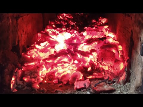 Видео: Живу в дачном домике в сильный мороз. Часть 2.