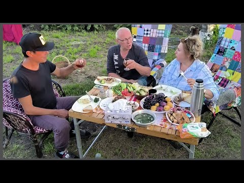 Видео: Отдых в Деревне у Андрея | Сушим Палатку | Молодая Картошечка, Грибочки, Курочка...|