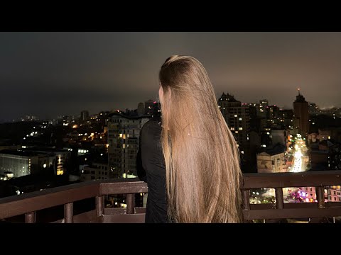 Видео: Переехала в 16 . Рум тур новой квартиры . 