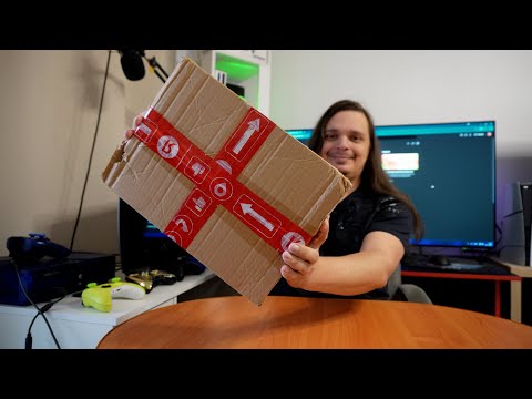 Видео: ПЕРВАЯ ПОСЫЛКА ОТ ПОДПИСЧИКА!