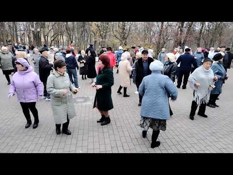 Видео: Танцы в Гомеле. 08.11.2025 г. 