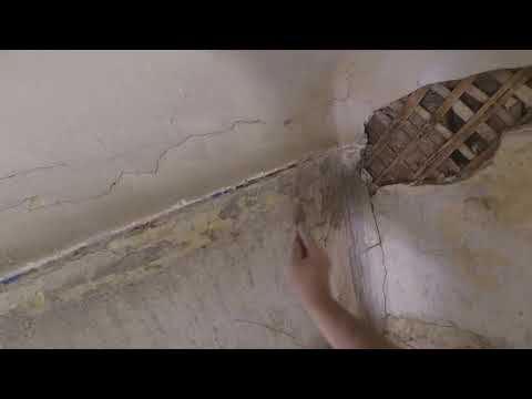 Видео: 7. Еще один карниз чистим от мела. Реставрация в старом фонде.