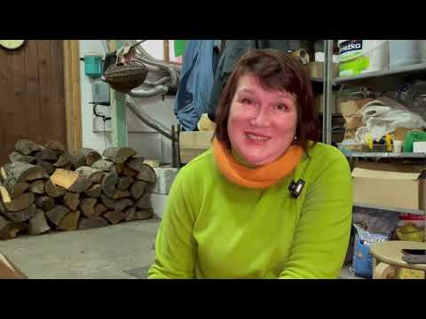 Видео: Как самостоятельно приготовить биогумус