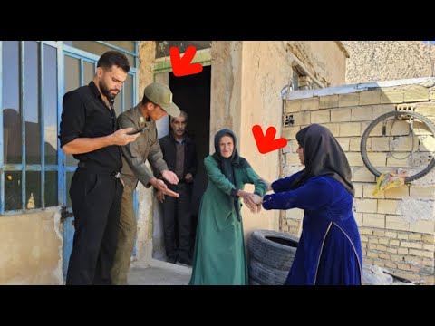 Видео: Полиция пытается арестовать мачеху и найти двух пропавших детей