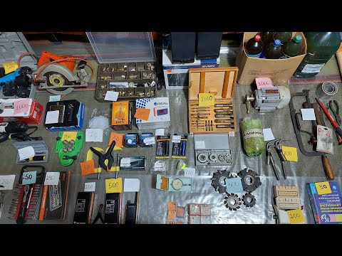 Видео: Барахолка инструмента, ключи та багато інших цікавих речей. 