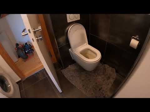 Видео: Kempinger 491. Слишком много фекалий в сливной линии у другой компании.