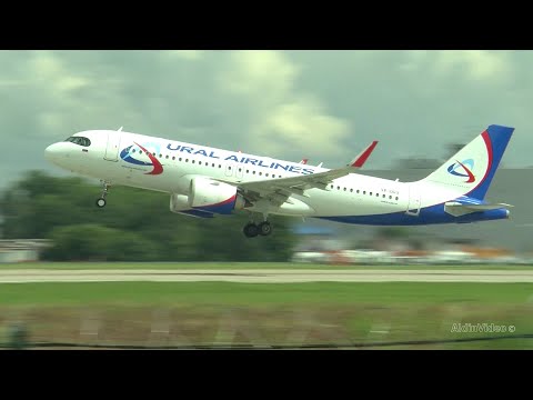 Видео: Гроза на аэродроме, Домодедово, 1 августа 2020.