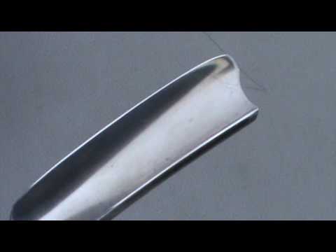 Видео: Как проверить заточку бритвы . Я проверяю бритвы так.