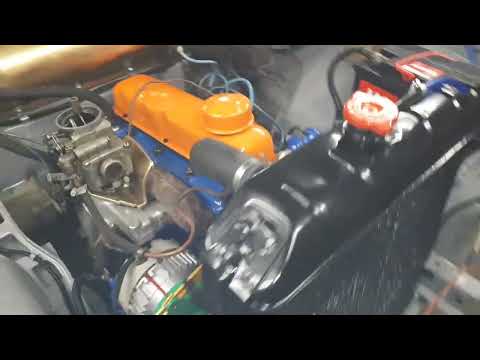 Видео: Ремонт ГАЗ 21 "Волга" Запуск двигла после ремонта.