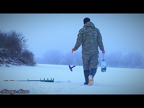 Видео: Я просто хотел поймать судака. Разведка одной ямы на реке. Зимняя рыбалка на жерлицы.