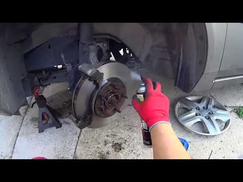 Видео: Как заменить передние тормоза и роторы на автомобилях Chevy Impala, Monte Carlo и Buick Lucerne 2...