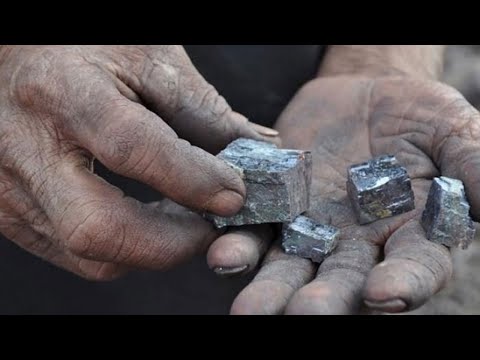 Видео: БРОСАЮ КОП МЕТАЛЛОЛОМА! ЗАНЯЛСЯ ДОБЫЧЕЙ СЕРЕБРА! GOLD HUNTER B75