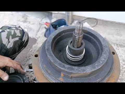 Видео: Меняем торцевое уплотнение в насосе DAB CM100-865A