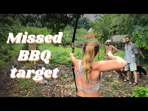 Видео: Создание барбекю с волонтерами-рюкзачниками