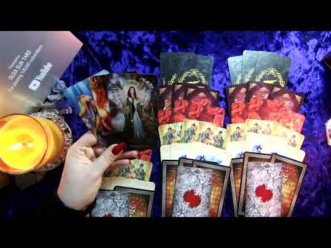 Видео: Мужчина которому ты нужна! 🌹 Кому вы очень нравитесь Таро