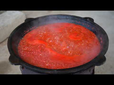 Видео: Как в Узбекистане готовят Аджику в казане!!!Узбекистан.Узбекская Аджика.