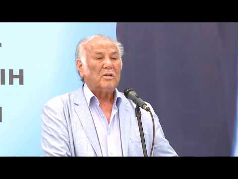 Видео: Түркістан облысында Дулат Исебековтың кітапханасы ашылды