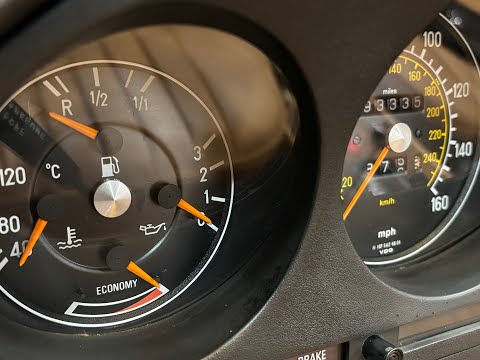 Видео: Покраска иглы приборной панели Mercedes 380SL R107 1984 года