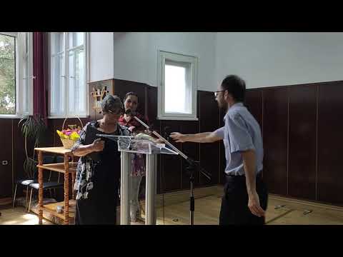 Видео: Кръщение в Адвентна църква "Велинград"