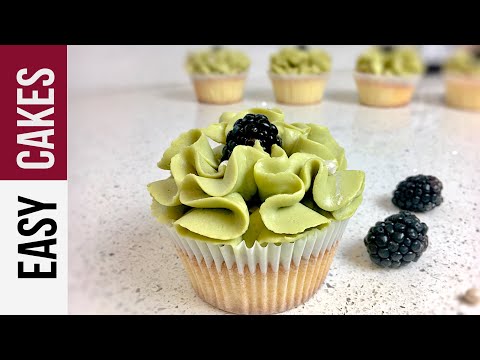 Видео: ЛИМОННЫЕ КАПКЕЙКИ с ФИСТАШКОВЫМ КРЕМОМ. Как использовать насадку шар для крема