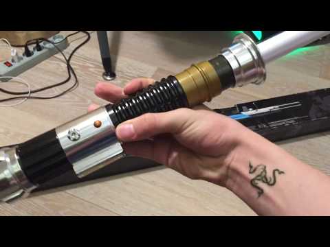 Видео: Распаковка Светового Меча Люка Скайуокера! (Black Series Force FX Luke Skywalker`s Lightsaber)