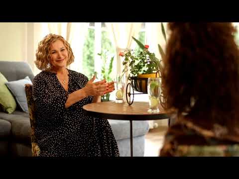 Видео: Пятиминутка с Ольгой Ледяевой №5 О психотерапии (об эго, о дружбе, о профессиональной помощи)