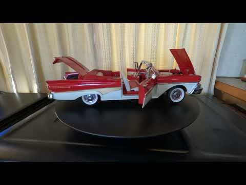 Видео: Модели машин в масштабе 1:18  Мустанги и американские 1955-1960-х годов.