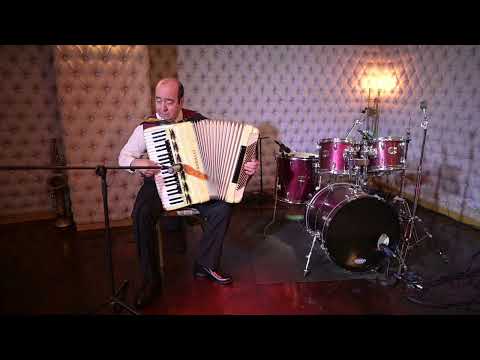 Видео: Армянский аккордеонист Артём Арутюнян - красивая армянская песня Тарм Цахикнер