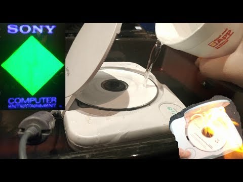 Видео: Уничтожение Play Station 1 (вода, огонь, гольф)