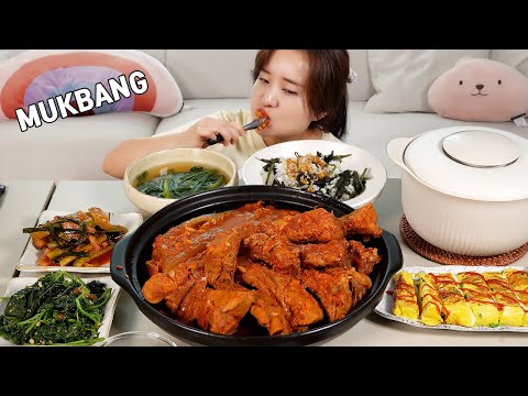 Видео: Mukbang :) Вы пробовали тушеные свиные ребрышки с выдержанным кимчи? Это потрясающе!