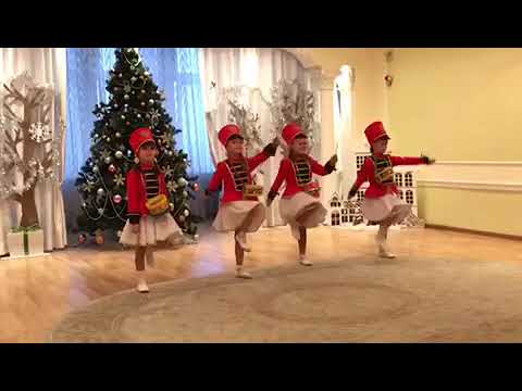 Видео: Марш деревянных солдатиков. Возраст 5-6 лет.