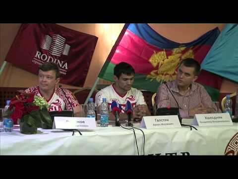 Видео: Встреча Арсена - От аэропорта до родного дома