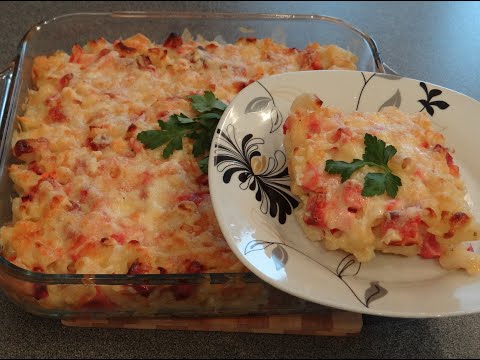 Видео: запеканка из макарон с колбасой помидорами и сыром