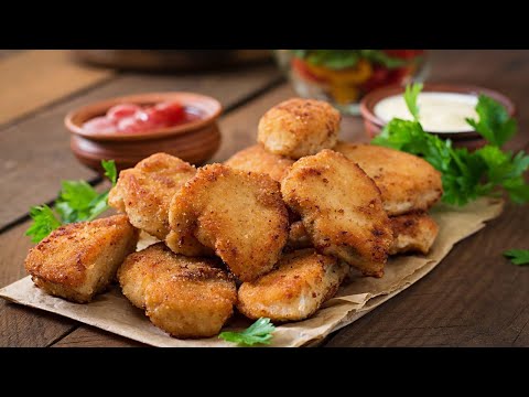 Видео: Самые Вкусные и Сочные куриные наггетсы.Хрустящие снаружи и мягкие внутри.