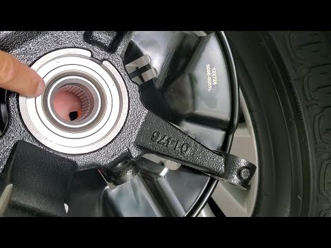 Видео: Замена поворотного кулака и подшипника ступицы Mazda CX9