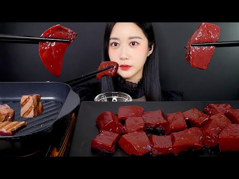 Видео: МУКБАНГ Сырая Печень + Жареная Печень *Сырая Говяжья Печень| Real Sound MUKBANG | АСМР |EATING SOUND