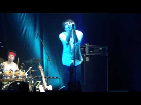 Видео: Валентин Стрыкало - Лучший друг (Arena Moscow, 04.11.12)