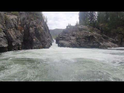 Видео: Рыбалка на Большом Енисее в Тыве. Бий-Хемский водопад