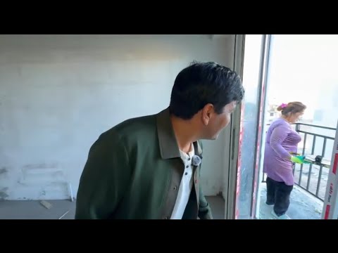 Видео: ХОРАЗМДА ҚУРИЛИШДА ИШЛАЁТГАН АЁЛ ВА ШОВОТ СИТИ УЙЛАРИ