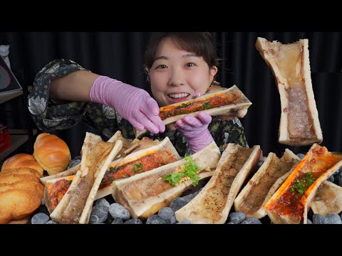 Видео: Коровы 🦴Mukbang eating show