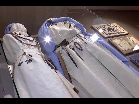 Видео: Видеоэкскурсия по выставке "Два берега – одна история"