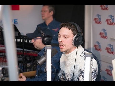 Видео: Эд Шульжевский - Belle (из мюзикла «Notre dame de Paris») LIVE @ Авторадио