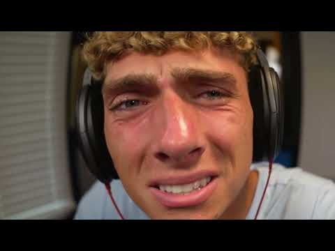 Видео: Этот ютубер смущает