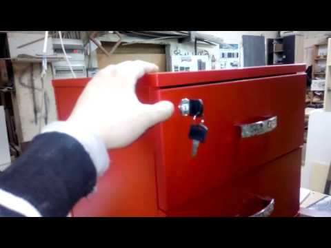 Видео: Крепление Центрального замка GTV в ДСП тумбу