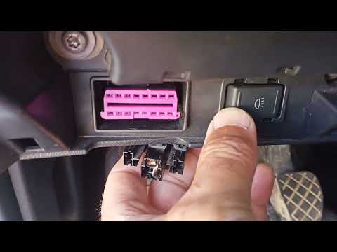 Видео: Skoda Fabia. Погасли дневные ходовые огни (ДХО). Что делать?