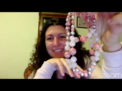 Видео: Камни для любви и счастливых отношений: агат, изумруд, розовый кварц, родохрозит, кунцит, рубин