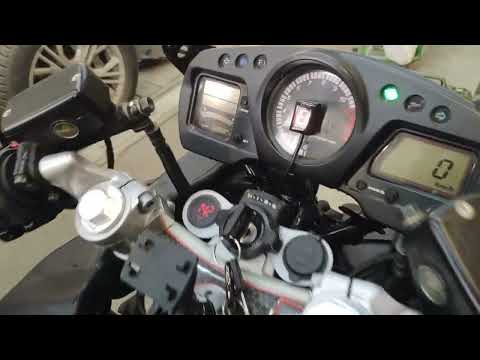 Видео: Замена оригинального пластика и цвета на аналог из Китая. Новый вид Honda CBR 1100XX.