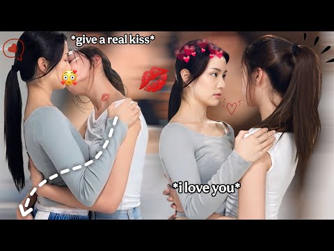 Видео: Поцелуй Джинни и Джейны во время семинара показался вам слишком реальным?