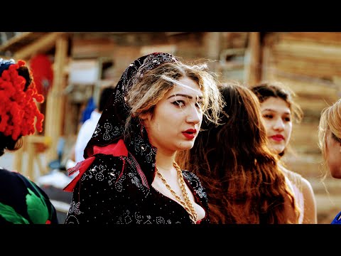 Видео: С  ДРУЗЬЯМИ  СИЖУ  В   КАБАКЕ    АВФ