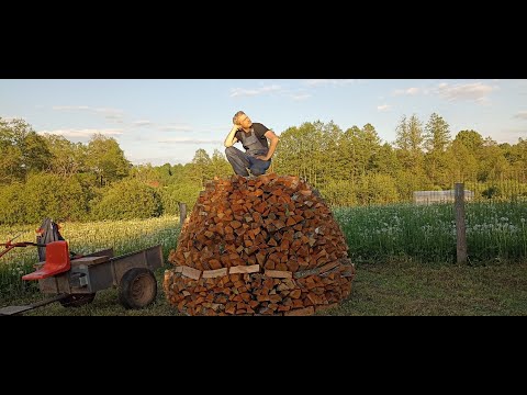 Видео: Как сложить поленницу копну